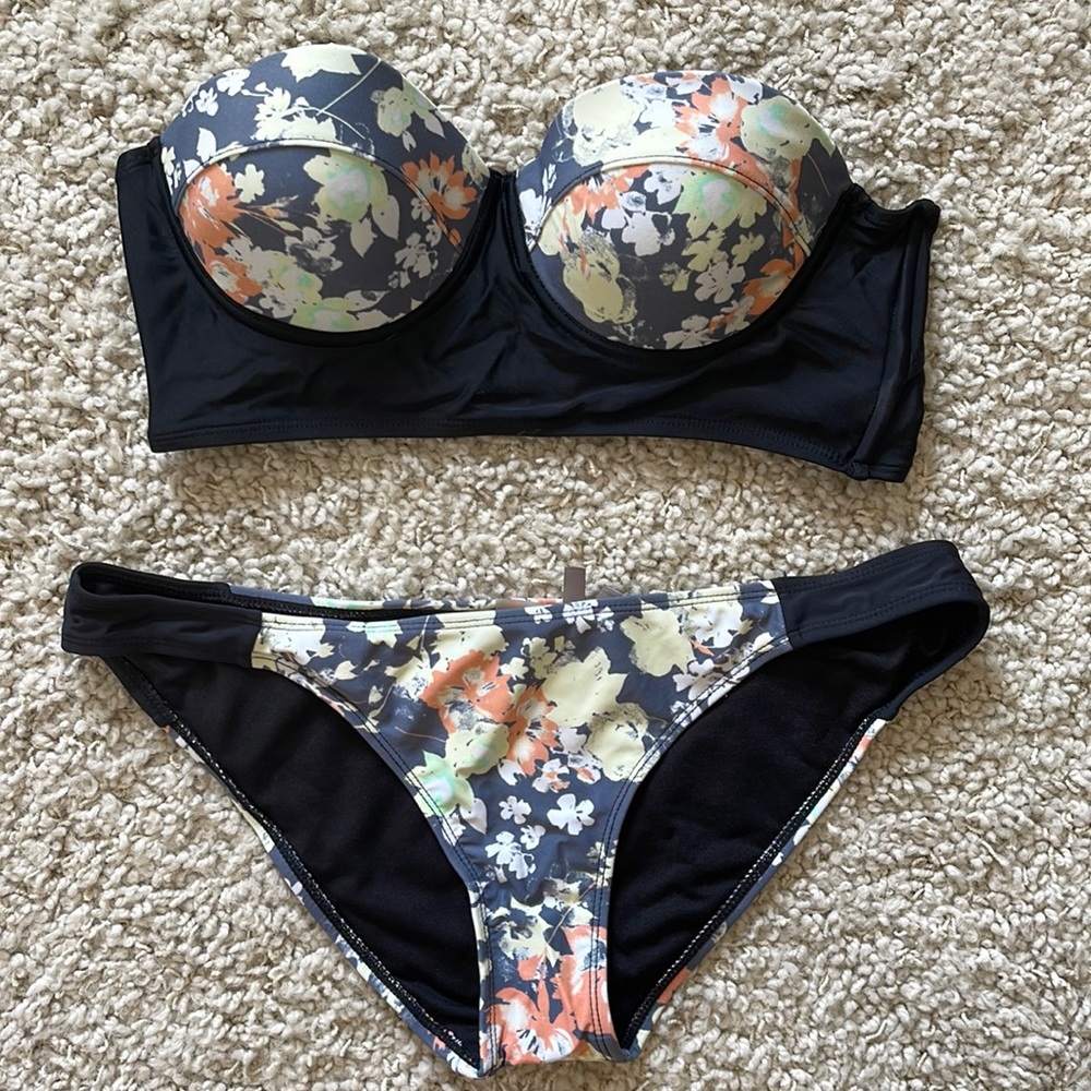 LA Hearts Floral Bikini